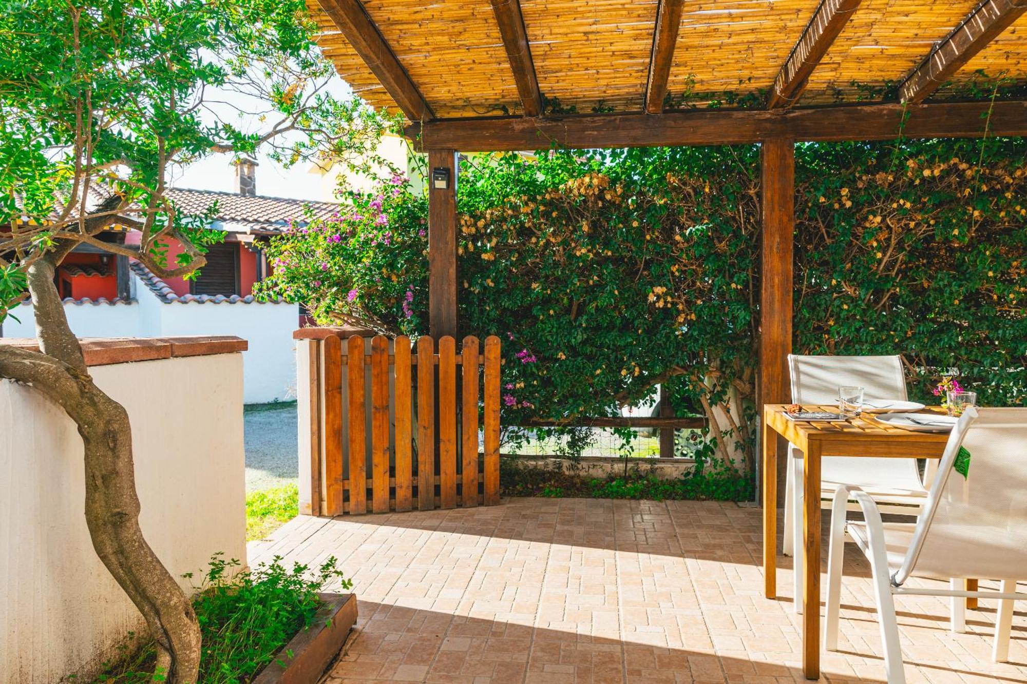 Case Vacanze Il Sogno 2 Porto Pino Extérieur photo